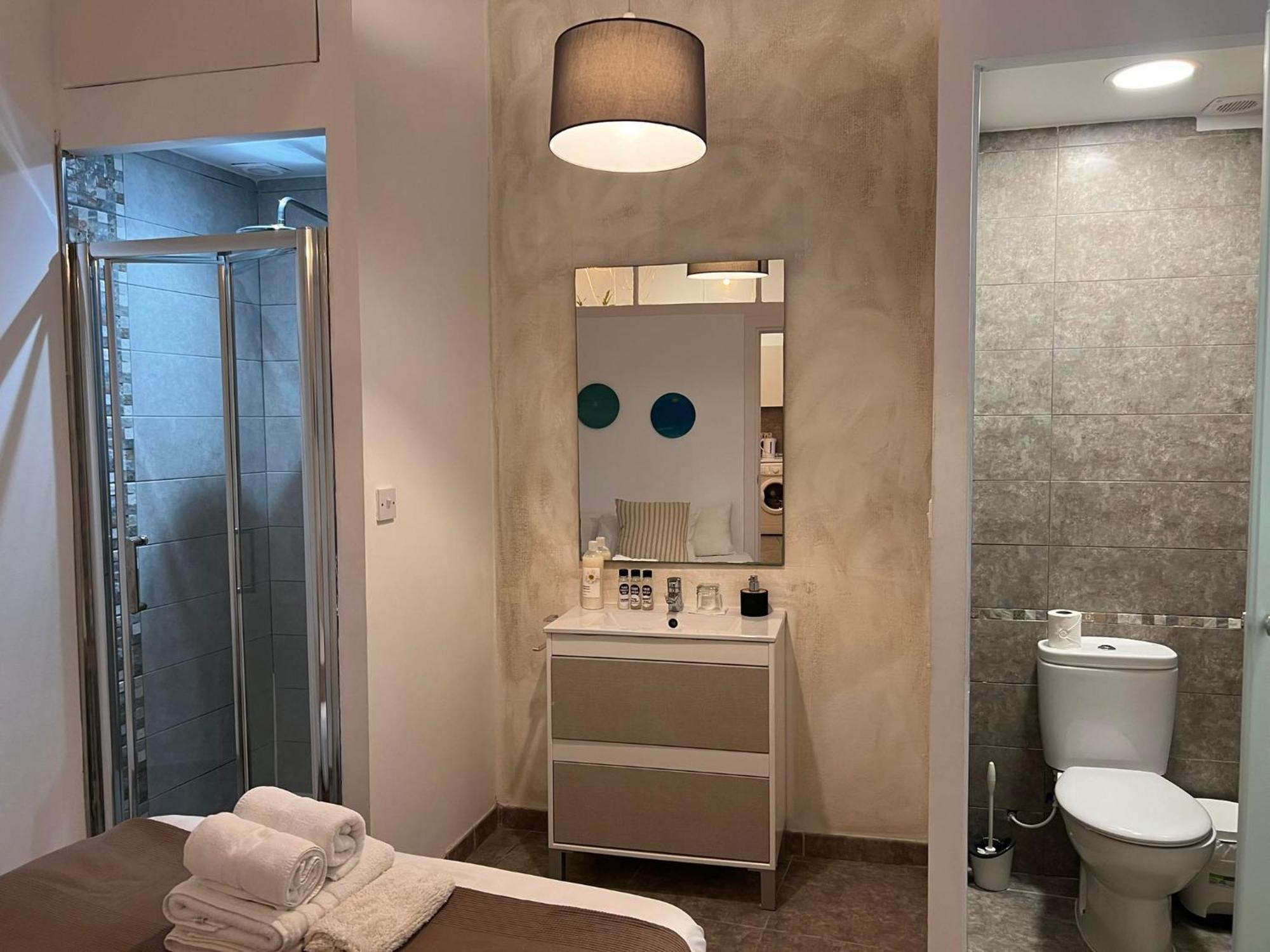 Budget-Friendly 1Br In The City Center Gibraltár Kültér fotó